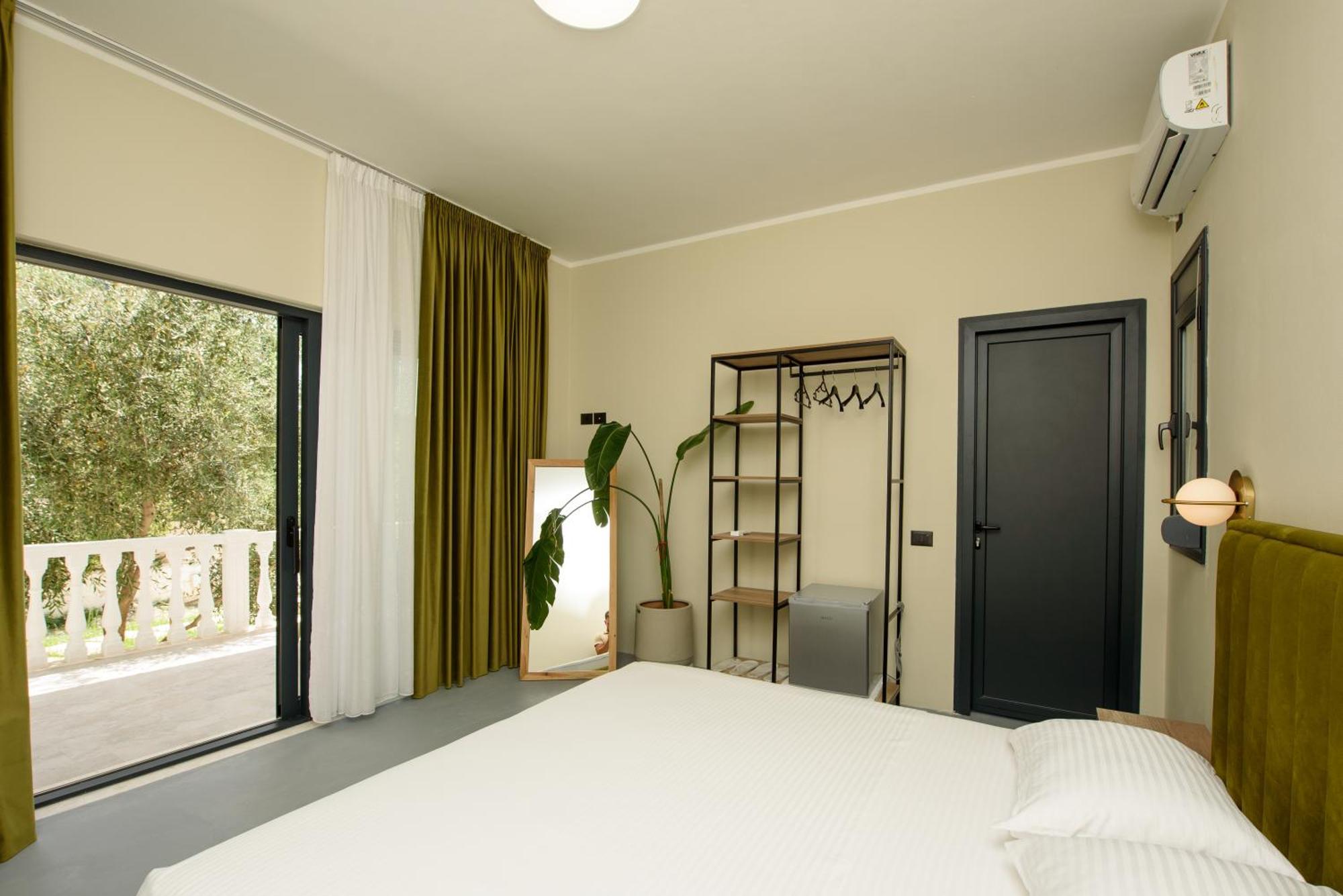 Olivium Rooms Vlore Bagian luar foto
