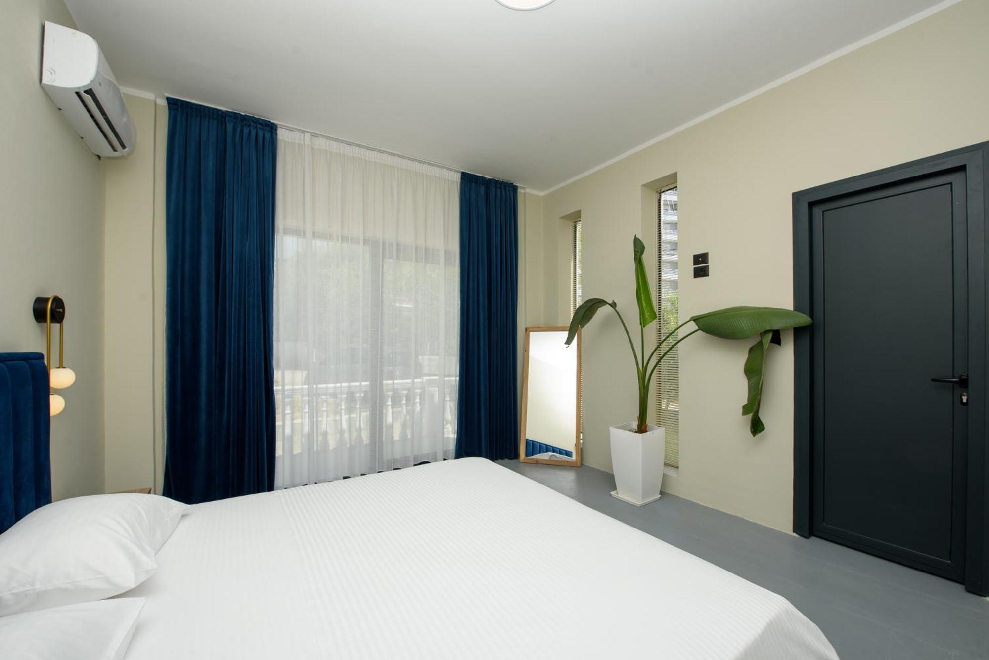 Olivium Rooms Vlore Bagian luar foto