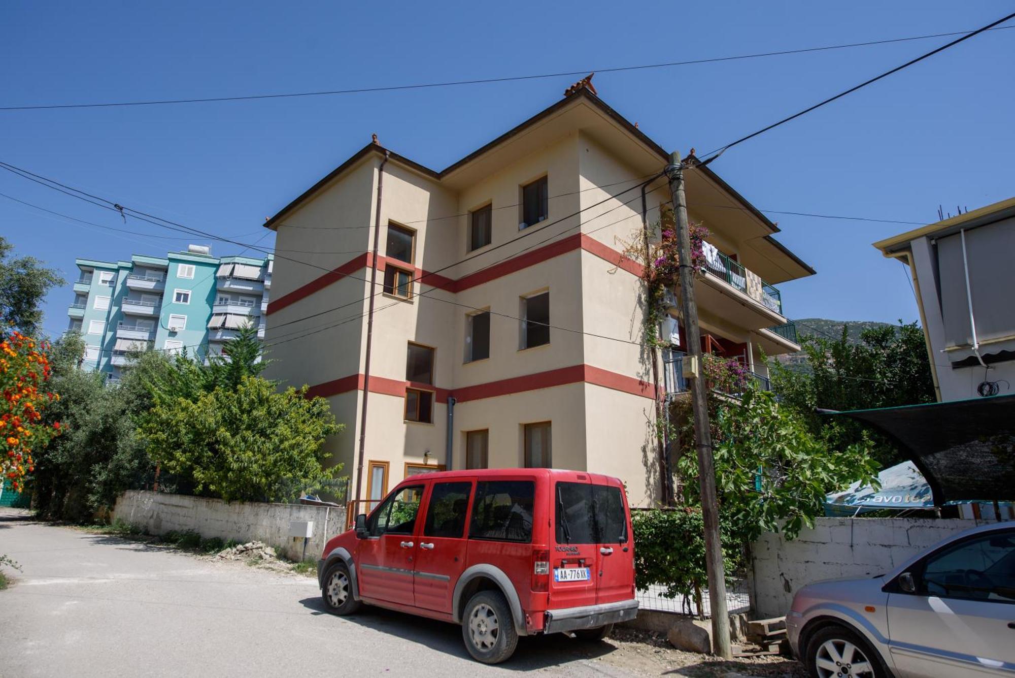 Olivium Rooms Vlore Bagian luar foto